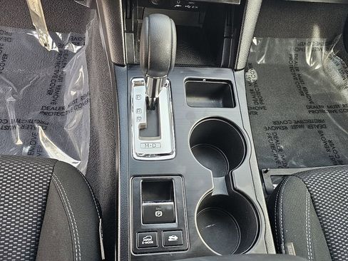 Used 2019 Subaru Outback 2.5i image 32