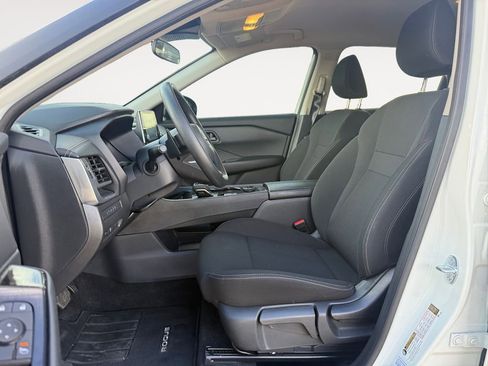 Certified 2024 Nissan Rogue S image 9