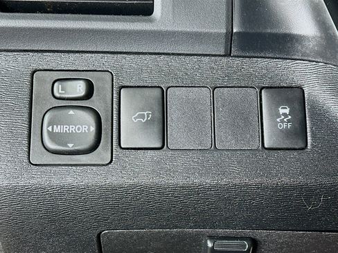 Used 2013 Toyota Venza Limited FWD image 17