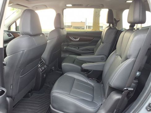 Used 2023 Subaru Ascent Touring AWD/4WD image 28