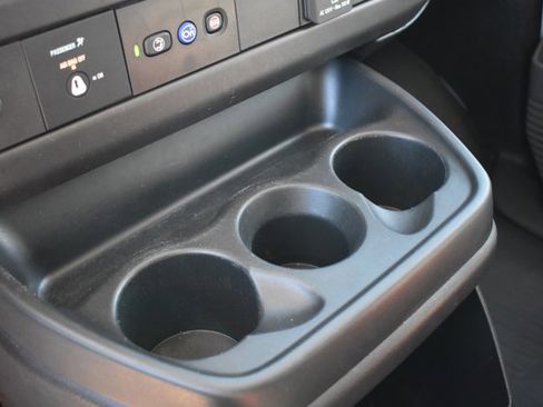 Used 2022 Chevrolet Express 2500 LS image 23