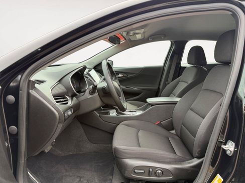 Used 2024 Chevrolet Malibu LT w/ Midnight Edition FWD image 10