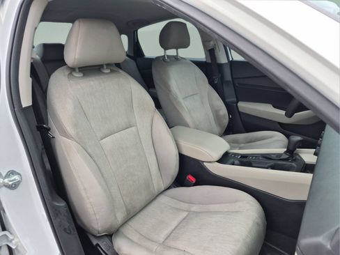 Certified 2023 Honda Accord EX image 18