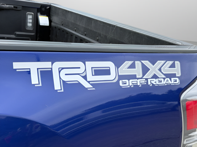 Used 2023 Toyota Tacoma TRD Off-Road AWD/4WD image 12