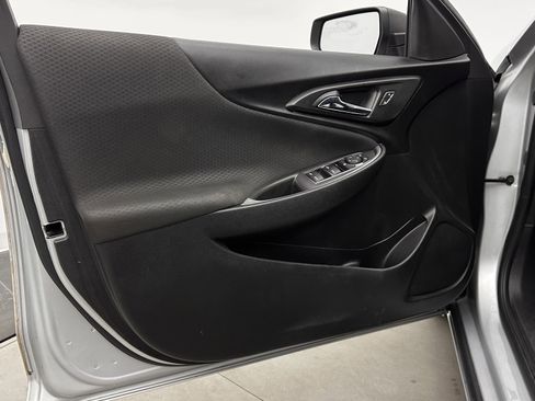 Used 2018 Chevrolet Malibu LS image 10