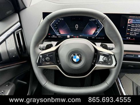 Used 2025 BMW X3 xDrive30i w/ Premium Package image 16