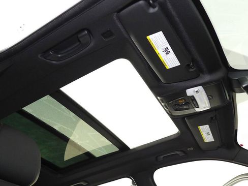 Used 2018 BMW X5 xDrive40e image 18