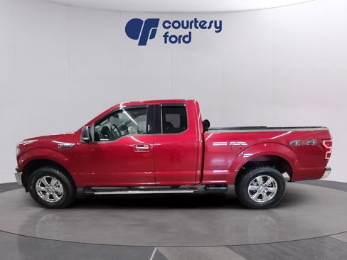 Used 2018 Ford F150 XLT w/ Equipment Group 302A Luxury AWD/4WD image 4
