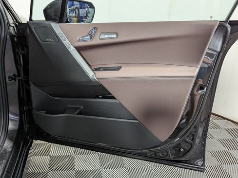 Used 2025 BMW iX xDrive50 w/ Premium Package image 40