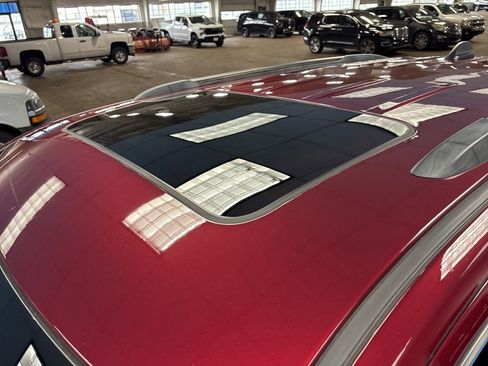 Used 2019 Jeep Grand Cherokee Limited AWD/4WD image 11