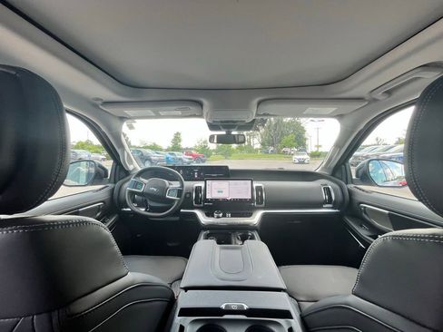 New 2026 Ford Expedition Platinum AWD/4WD image 11