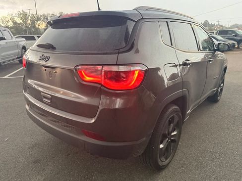 Used 2020 Jeep Compass Latitude AWD/4WD image 4