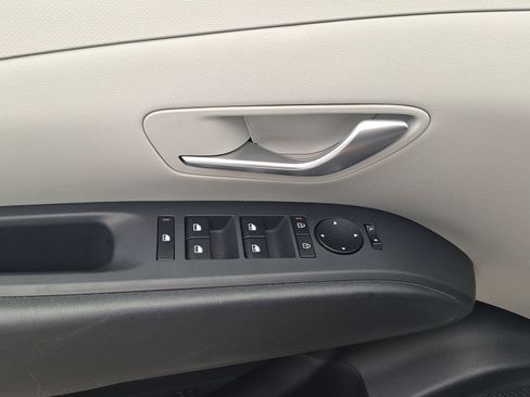 Used 2025 Hyundai Tucson SEL AWD/4WD image 17