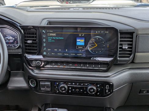 Certified 2024 Chevrolet Silverado 1500 ZR2 AWD/4WD image 17