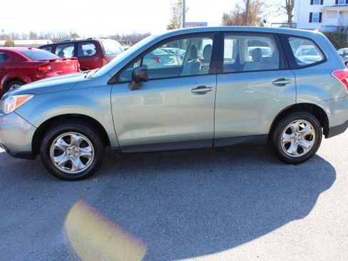 Used 2016 Subaru Forester 2.5i image 6