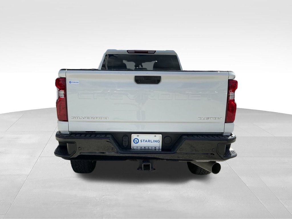 Used 2025 Chevrolet Silverado 2500 Custom w/ Custom Value Package AWD/4WD image 7
