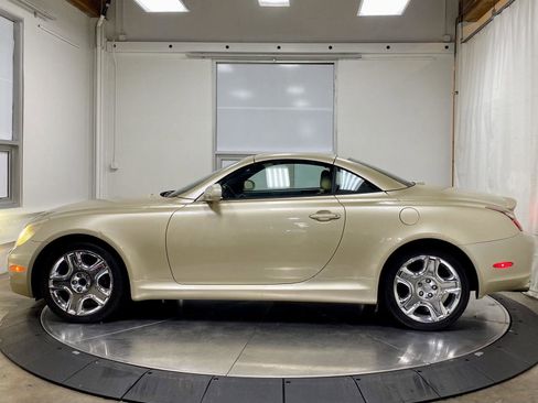 Used 2006 Lexus SC 430 Convertible RWD image 14