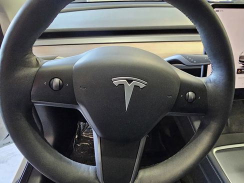 Used 2023 Tesla Model 3 Standard Range RWD image 15