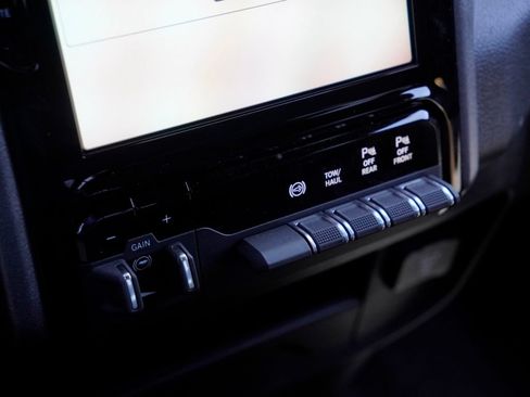 New 2026 RAM 2500 Tradesman AWD/4WD image 16