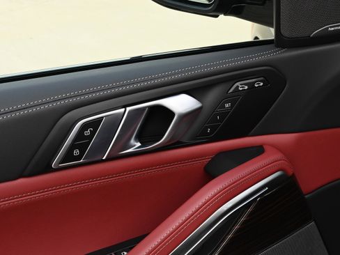 New 2026 BMW X6 xDrive40i w/ Premium Package image 25