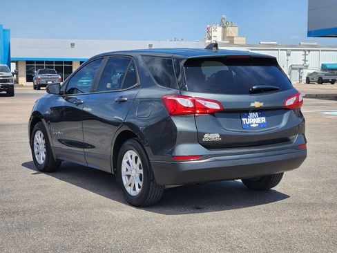 Used 2020 Chevrolet Equinox LS w/ LS Convenience Package FWD image 5