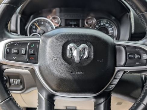 Used 2019 RAM 1500 Big Horn AWD/4WD image 19