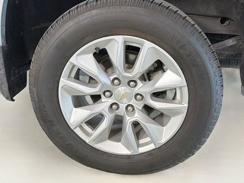 Used 2024 Chevrolet Silverado 1500 Custom image 33