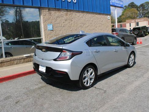 Used 2017 Chevrolet Volt Premier w/ Driver Confidence II Package image 3