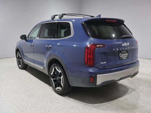 Used 2025 Kia Telluride S AWD/4WD image 6