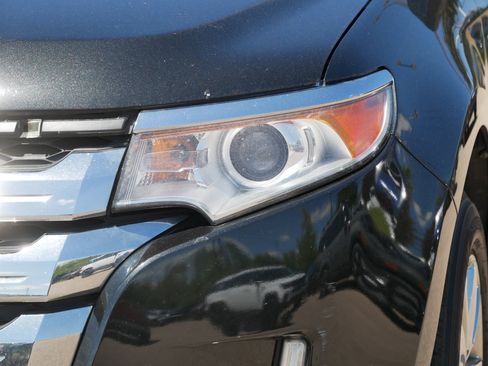 Used 2011 Ford Edge Limited AWD/4WD image 10