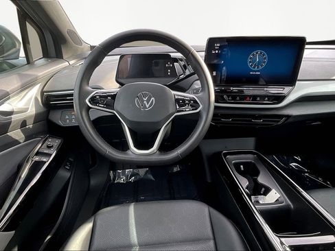 Used 2023 Volkswagen ID.4 Pro S image 9