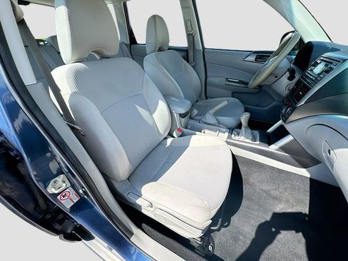 Used 2013 Subaru Forester 2.5X AWD/4WD image 30