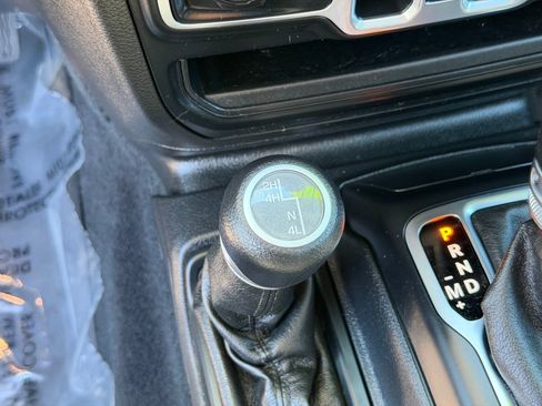 Used 2020 Jeep Wrangler Unlimited Sport AWD/4WD image 24