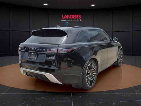 Used 2022 Land Rover Range Rover Velar R-Dynamic S AWD/4WD image 2
