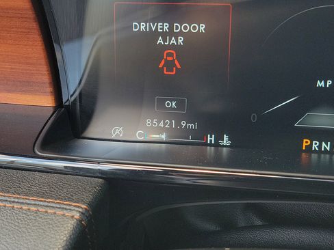 Used 2020 Lincoln Navigator Reserve w/ Equipment Group 208A Reserve AWD/4WD image 13
