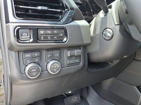 New 2026 GMC Yukon AT4 w/ AT4 Premium Plus Package AWD/4WD image 19