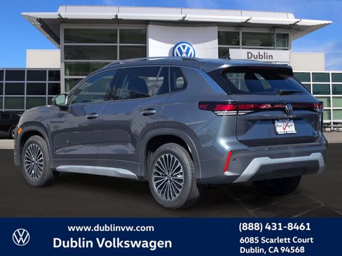 New 2026 Volkswagen Tiguan S FWD image 6