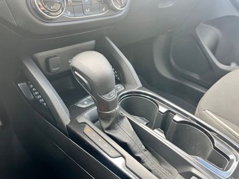 Used 2023 Chevrolet TrailBlazer LT w/ Convenience Package image 12