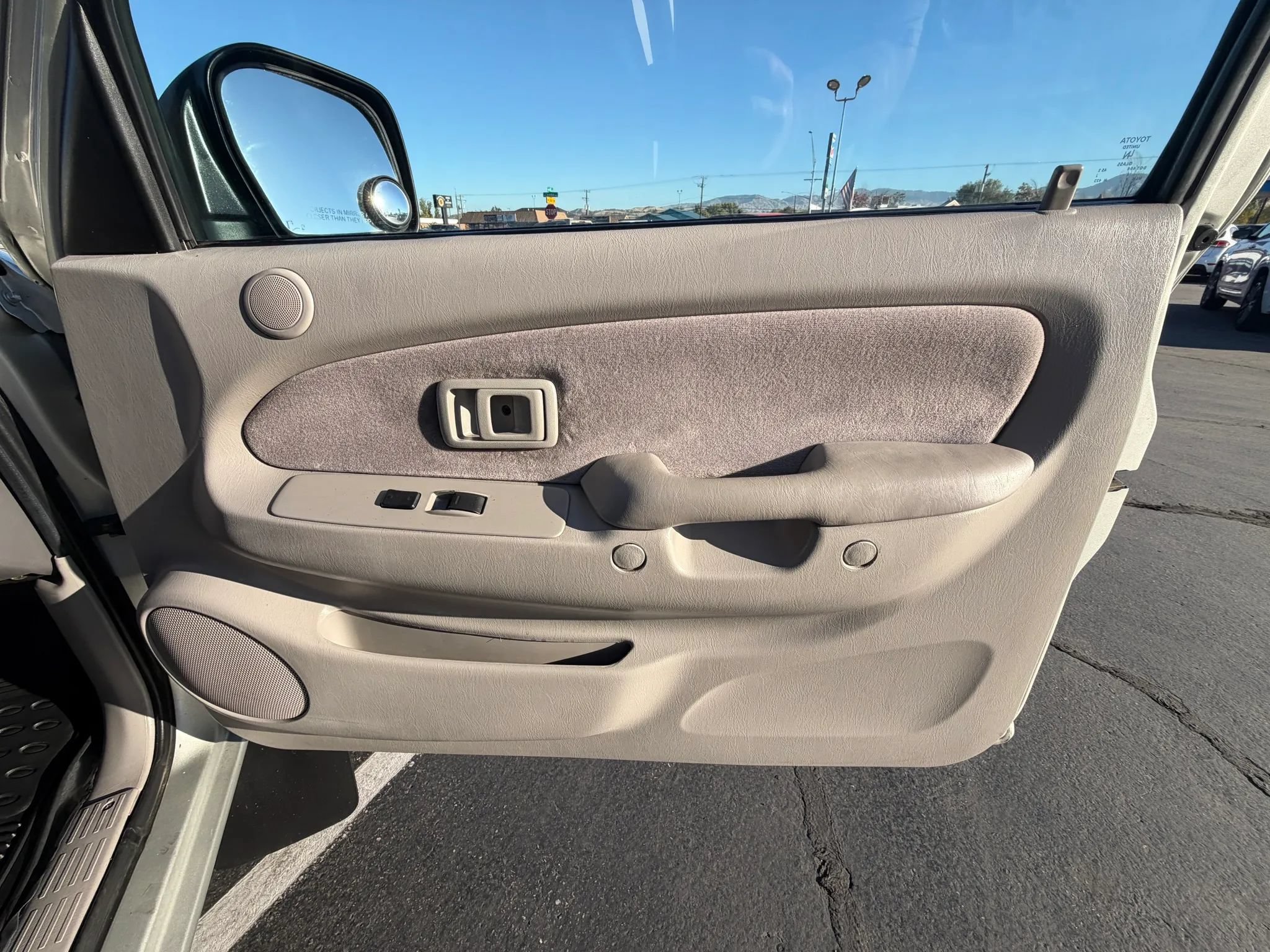 Used 2001 Toyota Tacoma PreRunner RWD image 15