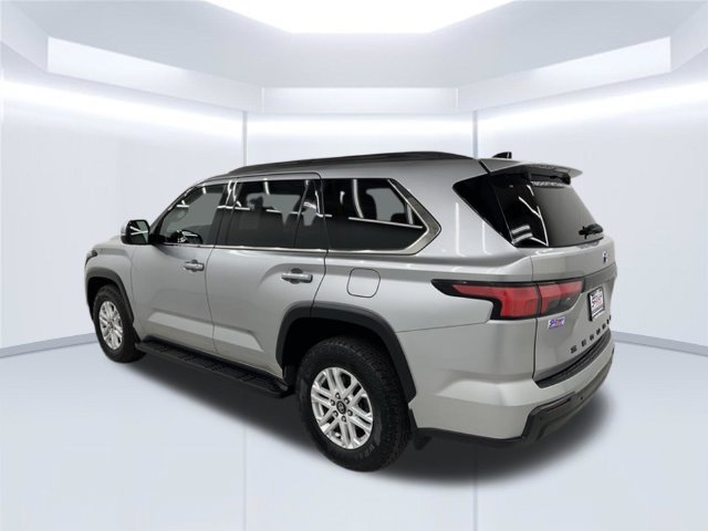 Used 2023 Toyota Sequoia SR5 AWD/4WD image 3