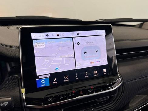 New 2026 Jeep Compass Limited w/ Sun, Sound & Navigation Group image 29