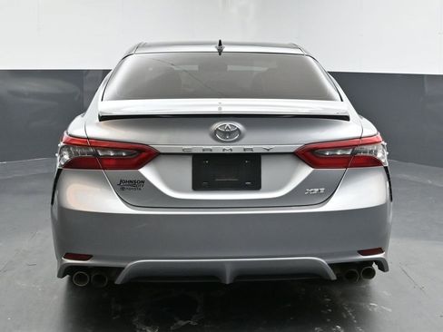 Used 2021 Toyota Camry XSE image 7