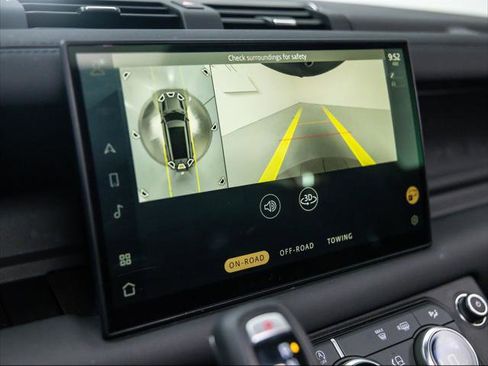 Used 2024 Land Rover Defender 130 Outbound image 30