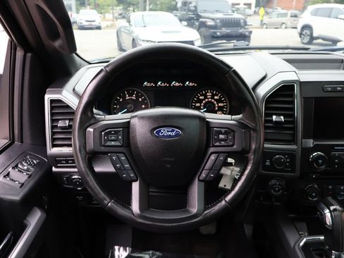 Used 2018 Ford F150 XLT w/ Equipment Group 302A Luxury AWD/4WD image 40