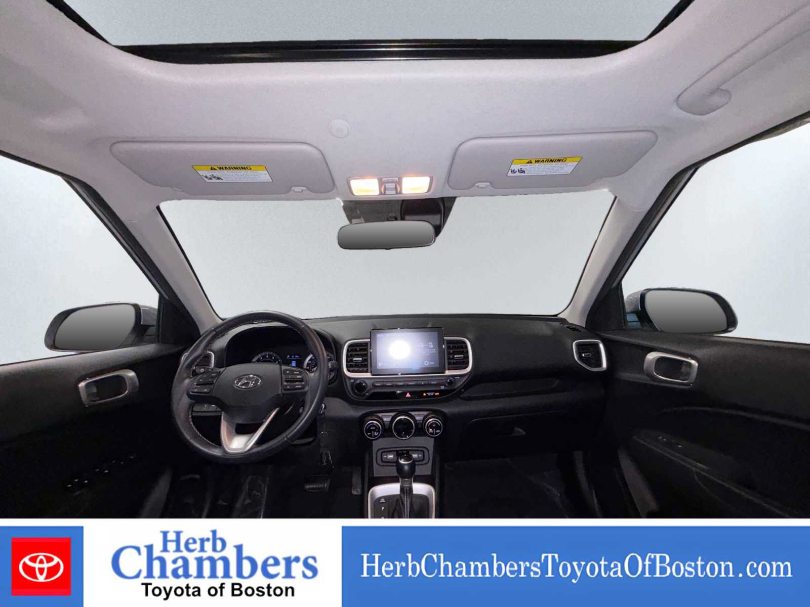 Used 2022 Hyundai Venue SEL w/ Cargo Package FWD image 6