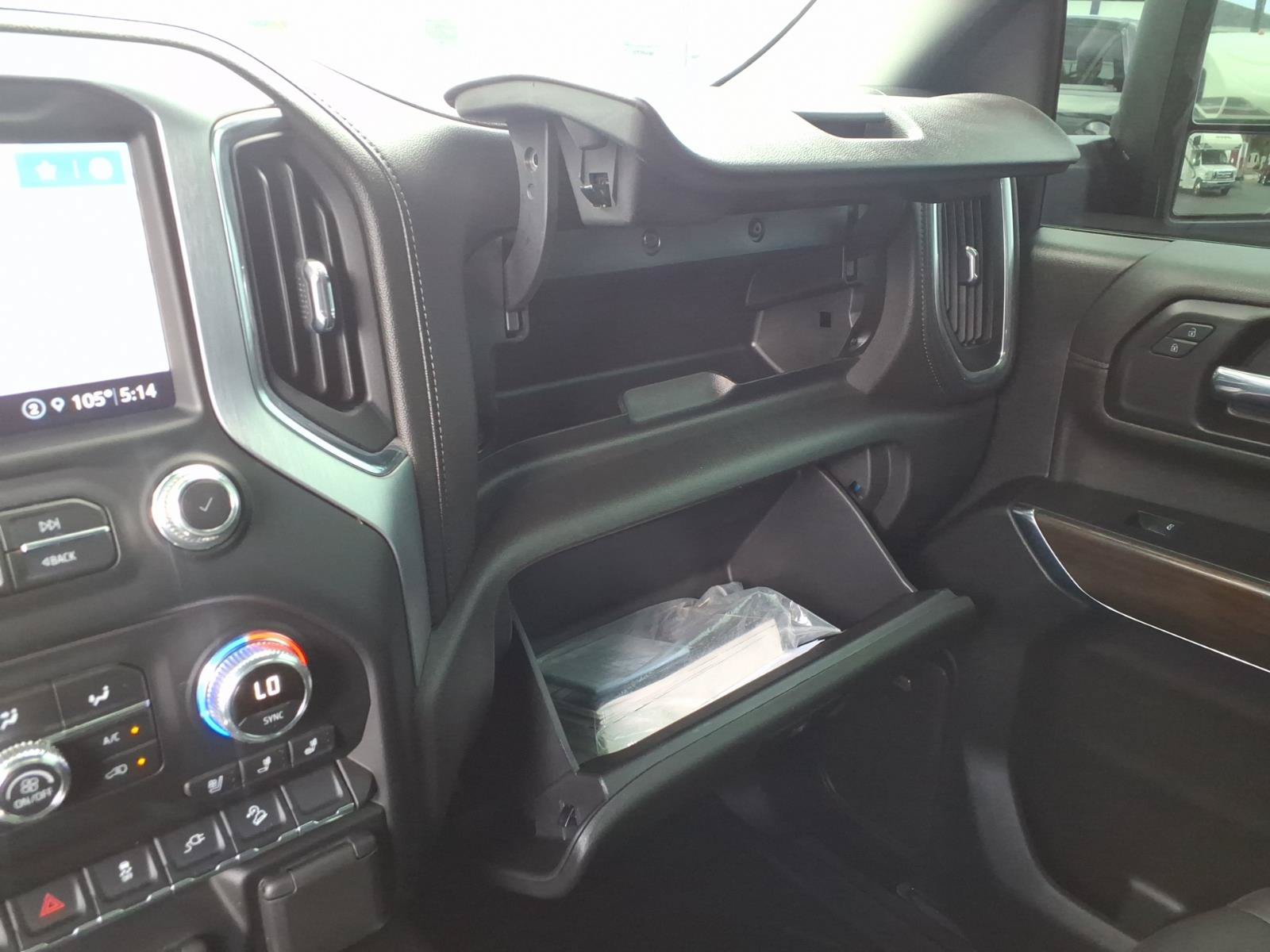 Used 2022 GMC Sierra 2500 SLT w/ SLT Premium Package AWD/4WD image 28