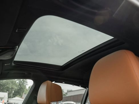 Used 2019 BMW M550i xDrive w/ Premium Package AWD/4WD image 20