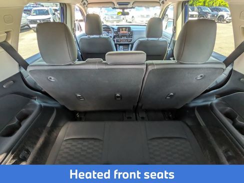 Certified 2025 Nissan Pathfinder SV w/ Black Appearance Package FWD image 26