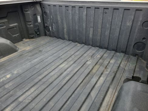 Used 2019 Chevrolet Silverado 1500 RST image 27