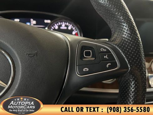 Used 2017 Mercedes-Benz E 300 4MATIC image 23
